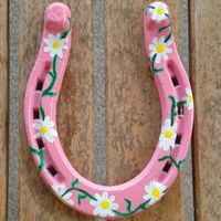 pinkmuleandwhitedaisies2.jpg