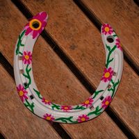 whiteandpinkdaisiesfrontview.jpg
