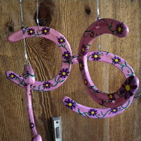 PinkwithPurpleDaisiesWCCloseUp