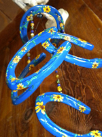 blueandsunflowerWClookup